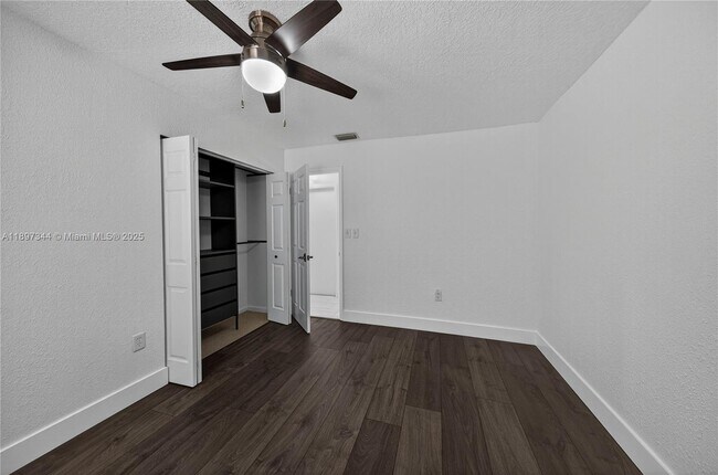 Building Photo - 15140 Bristol Ln