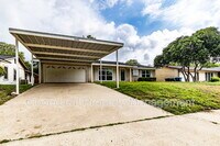 Building Photo - 6331 Peace Pipe Dr