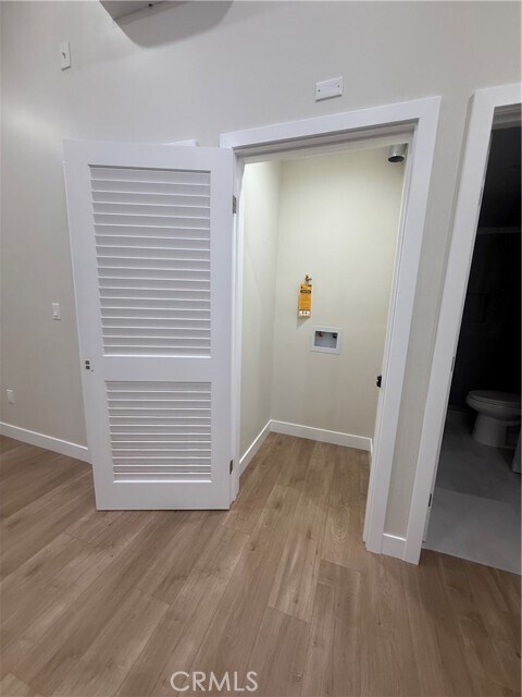 Building Photo - 8039 Allott Ave