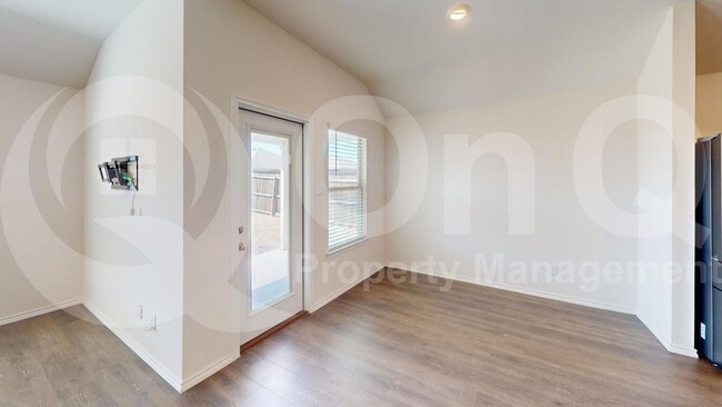 Building Photo - 1408 Thunder Cyn Wy