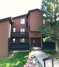 Building Photo - Quiet, Furnished 2BR Retreat – Ideal for R...