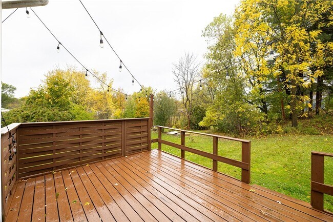 Building Photo - 27 Homestead Dr