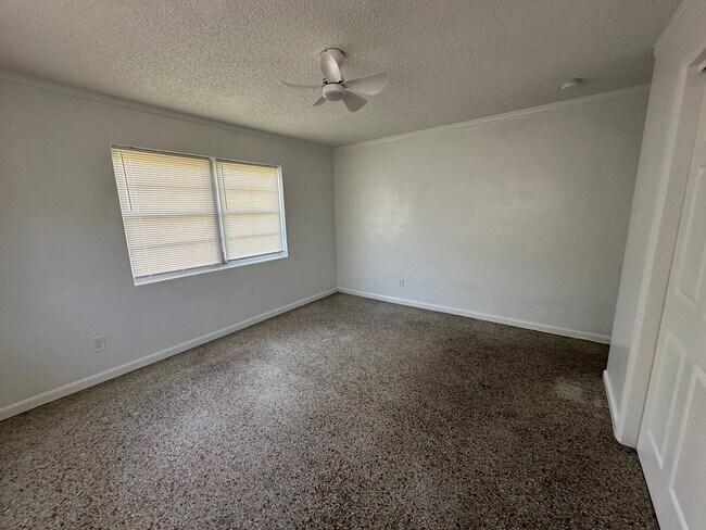 Building Photo - SUNNYSIDE PARK