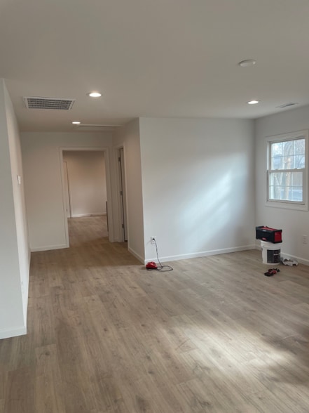 Building Photo - 1900 Wabash St