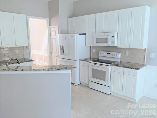 Building Photo - 125 Shephard Hill Dr