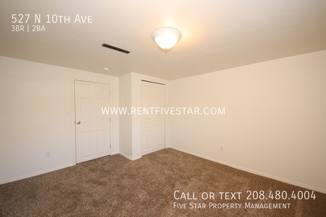 Building Photo - 527 N 10th Ave
