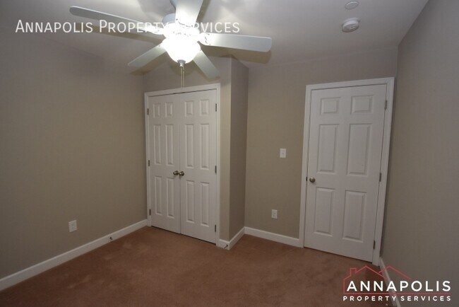 Building Photo - 102 Carraway Ln
