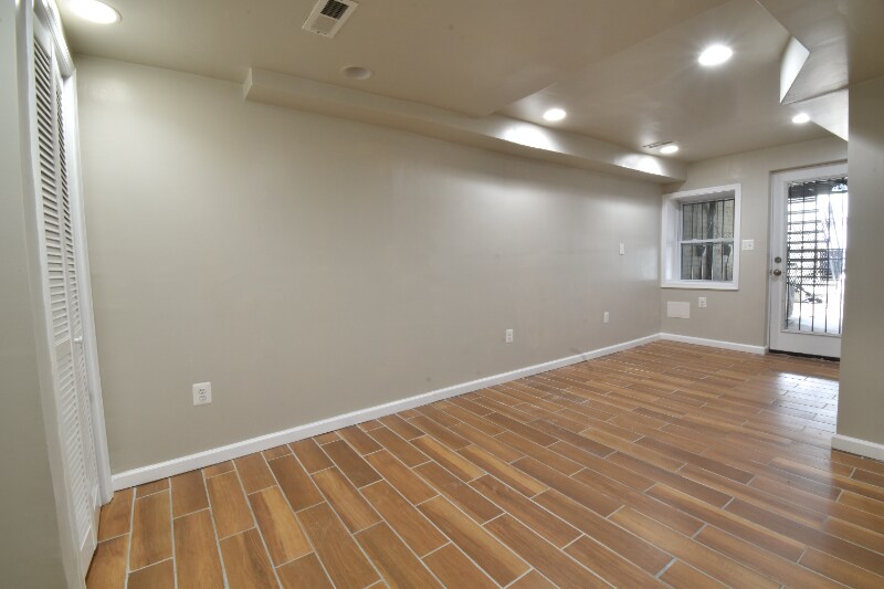 Building Photo - 620 Princeton Pl NW