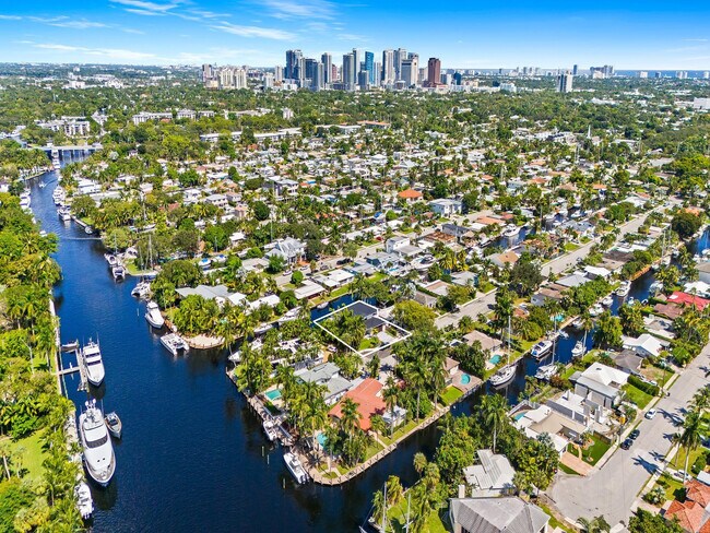 Building Photo - 1317 Tangelo Isle