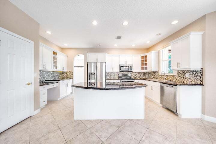 Primary Photo - 2324 Simonson Dr