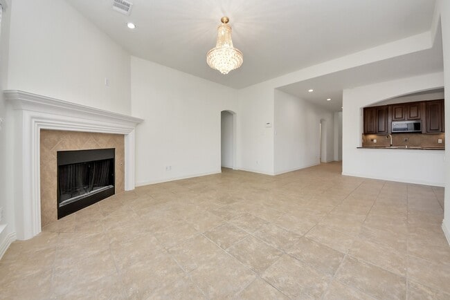 Building Photo - 17222 Red Oak Bend Dr