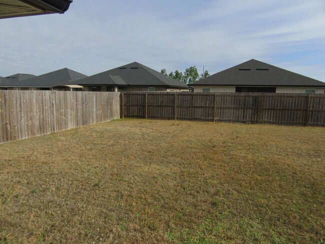 Building Photo - 3836 Redbud Wy