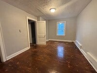 Building Photo - 762 N Dawson Ave