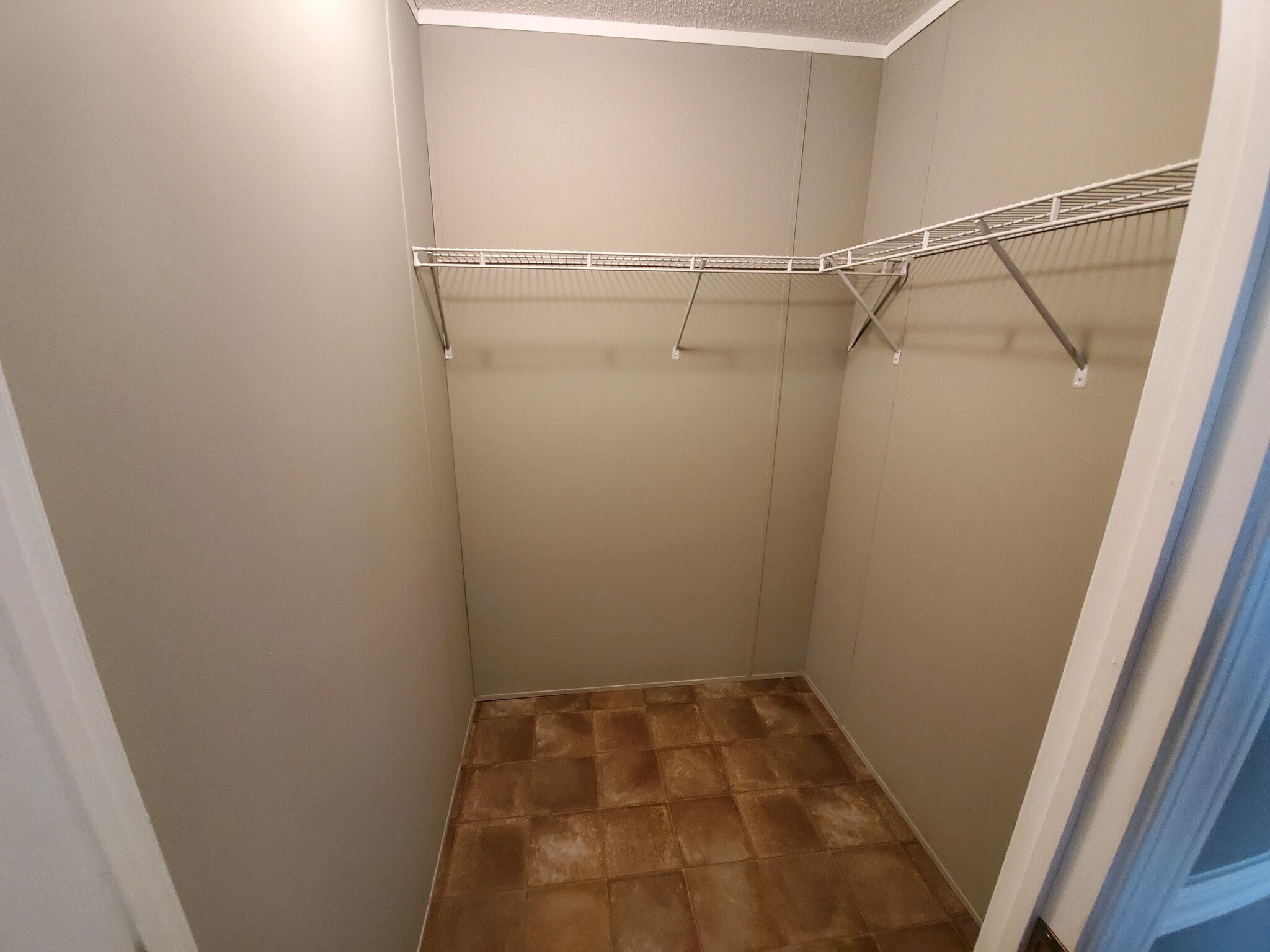 Building Photo - 74 W Sourwood Dr