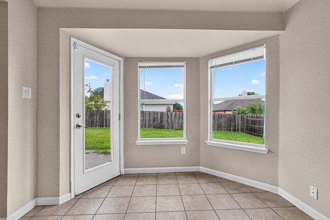 Building Photo - 1412 Constantina Dr