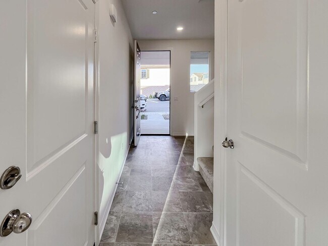 Building Photo - NEWER CONSTRUCTION ~SOLAR~ 3 BED 3 BATH BE...
