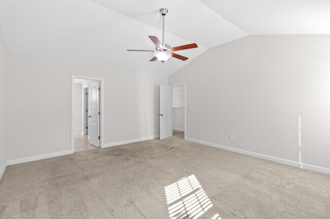 Building Photo - 4095 Irwin Dr