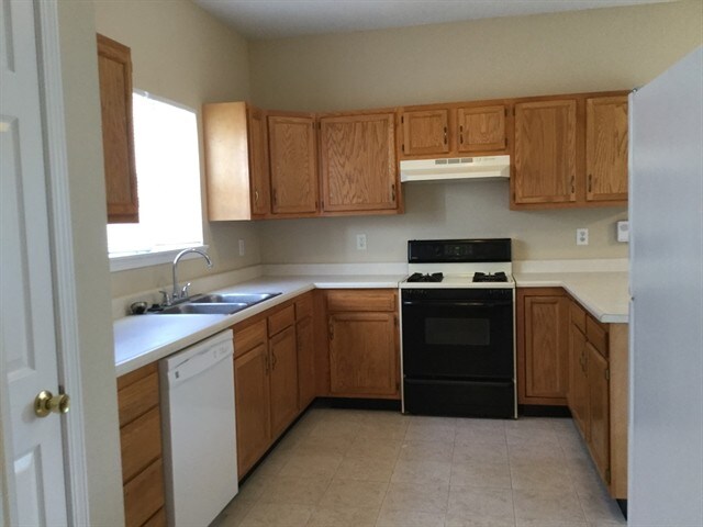 Building Photo - 12187 Running Springs Rd