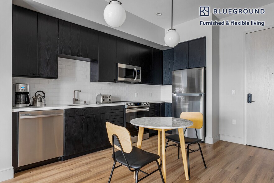 Building Photo - 3988 E Hardy St