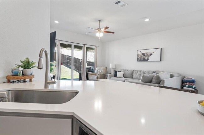 Building Photo - 620 Peace Pipe Way