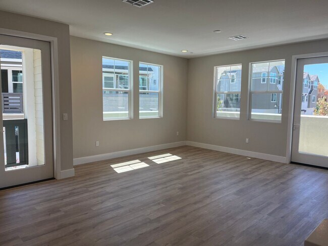 Building Photo - Beautiful New Construction Fountain Grove ...