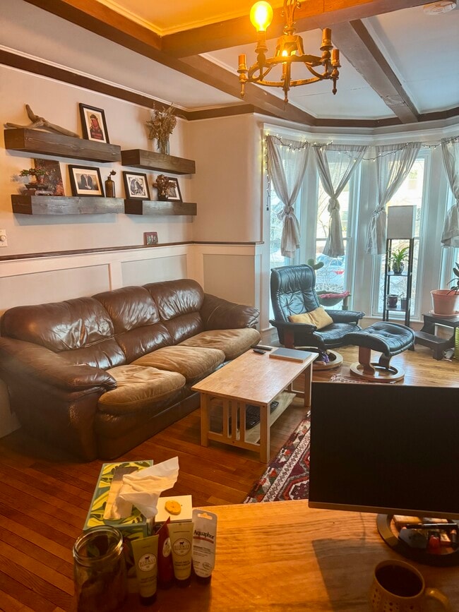 Building Photo - 51 N Main St