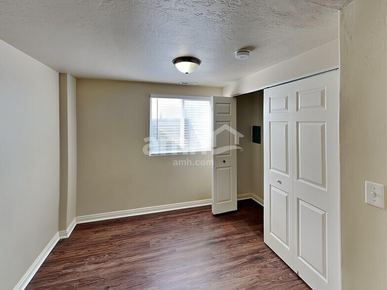 Building Photo - 2841 W 4200 S