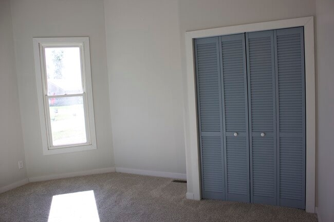 2nd Bedroom - 120 1st St SE