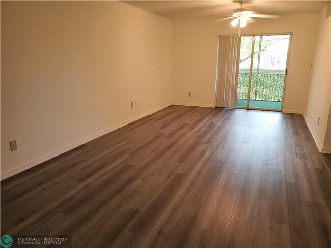 Building Photo - 724 NW 91st Terrace