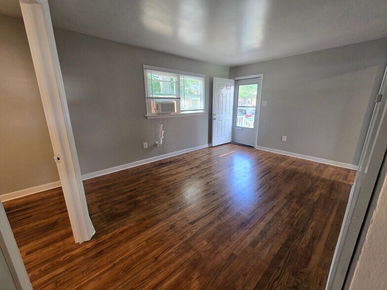 Building Photo - 5225 Collindale Rd