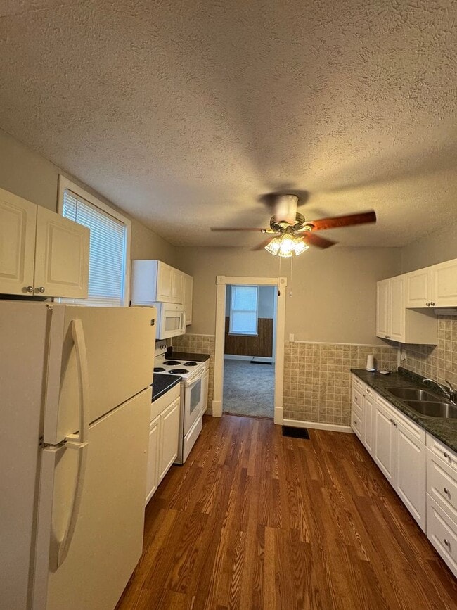 Building Photo - Fountain Square - 2 BR home