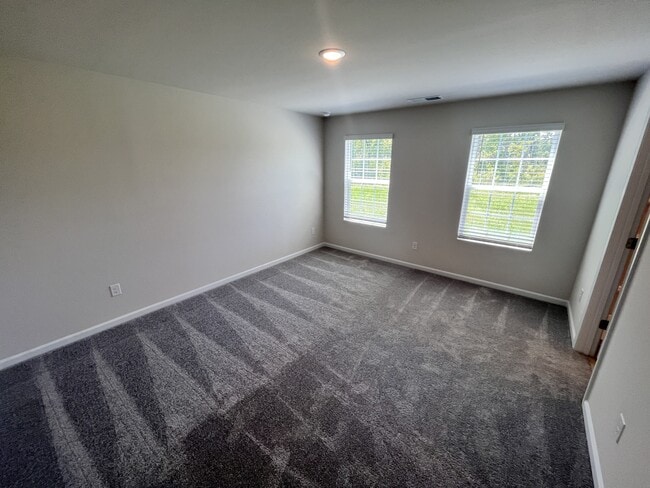Building Photo - 1747 Mallard Dr