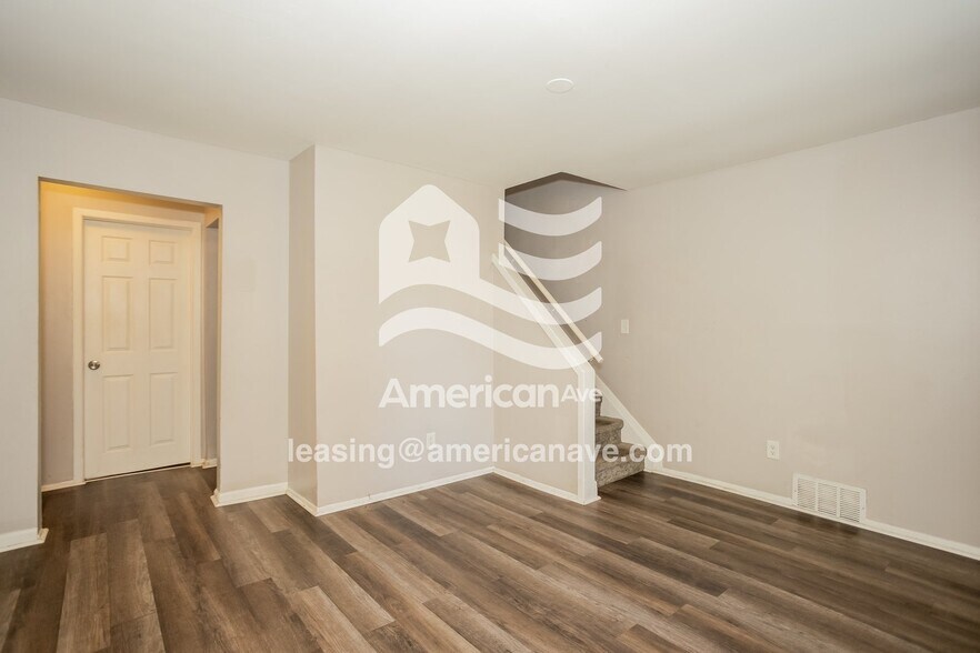 Building Photo - 7204 Prospect Ave