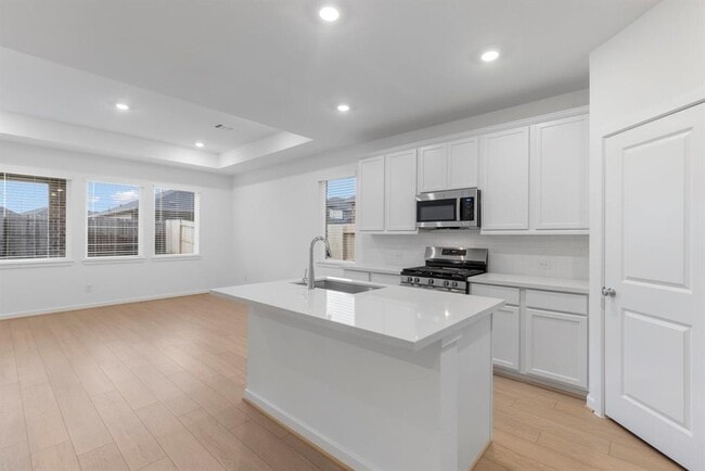 Building Photo - 1203 Buffalo Run