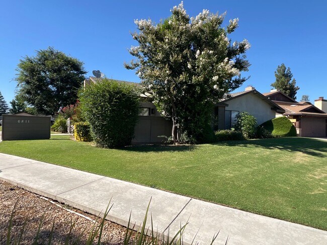 Building Photo - 6811 Klamath Way