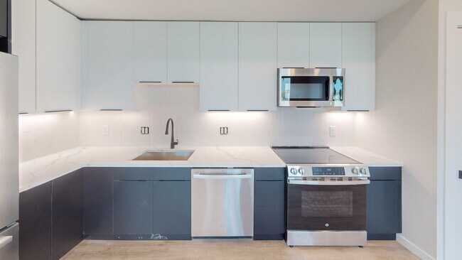 Building Photo - 24 Mt Pleasant St