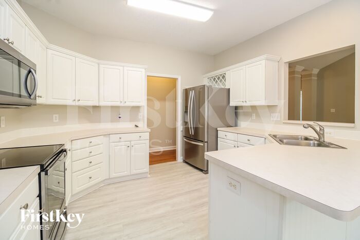Building Photo - 4309 Southern Oak Dr