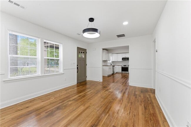 Building Photo - 2762 Oldknow Dr NW