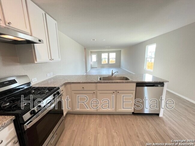 Building Photo - 10555 Varmus Dr