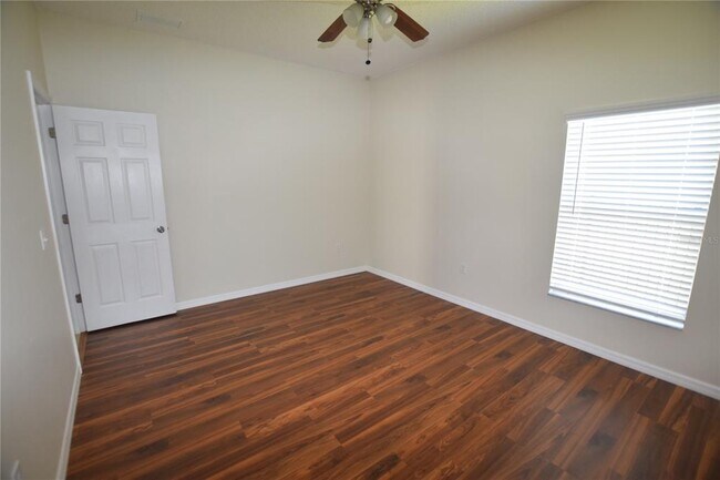 Building Photo - 510 Bromley Ct
