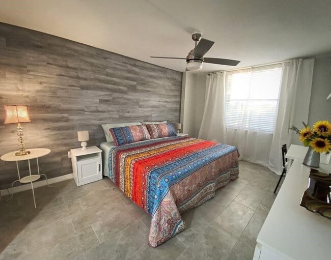 Building Photo - 701 S Madison Ave