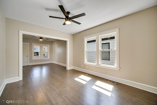 Building Photo - 2134 Atchison Ave