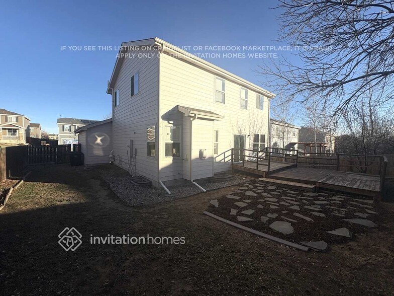 Building Photo - 13833 Leyden St