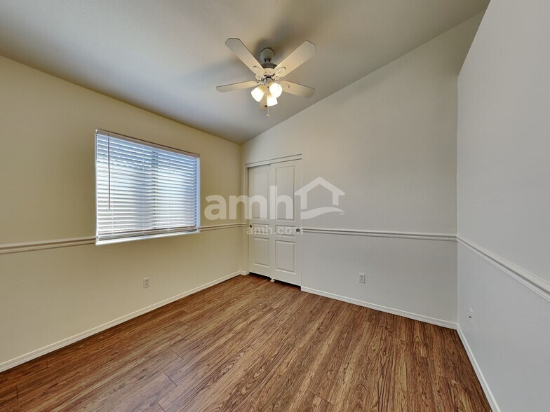 Building Photo - 2416 S 82nd Ave