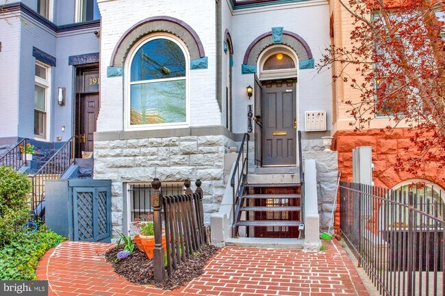 Building Photo - 1913 13th St NW
