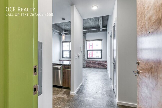 Building Photo - 4800 Brown St