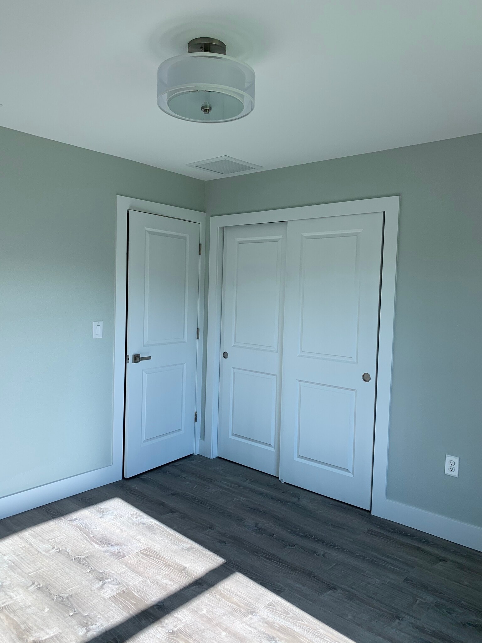 Bedroom closet - 2940 Sarletto St