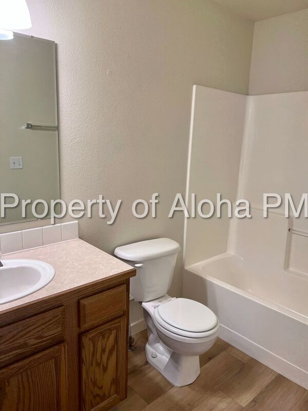 Building Photo - 2418 E Ohio Ave