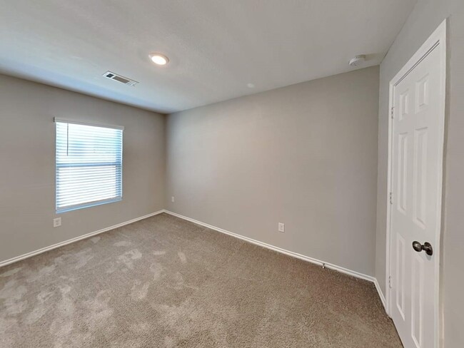 Building Photo - 22419 Sonora River Trce