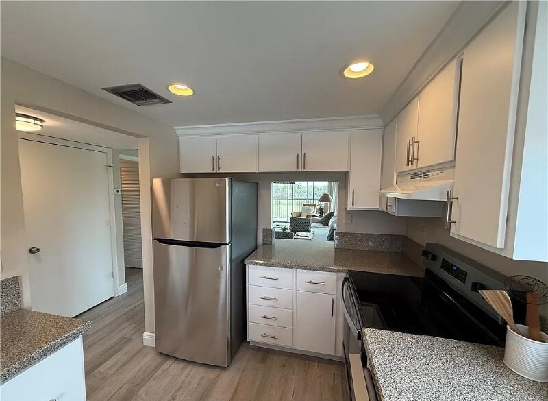 Building Photo - 190 Pebble Beach Blvd